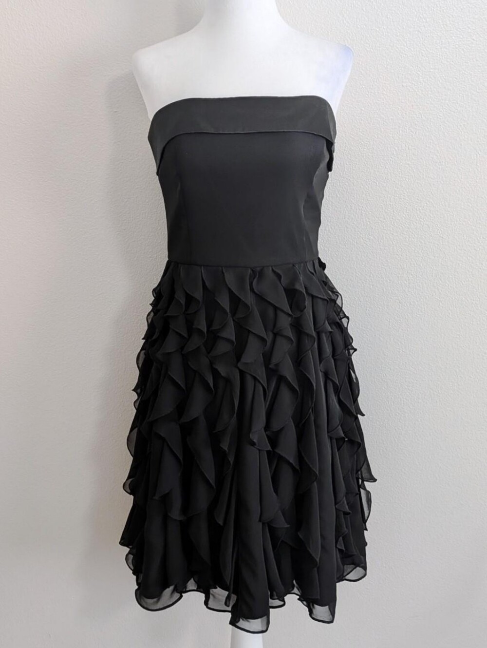 White House Black Market Black Strapless Ruffle Mini Cocktail Dress | Size 4